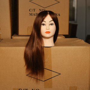 Tête de mannequin afro-américaine de 12 pouces pour la formation en salon, idéale pour la pratique de la coupe et du tressage, outil de coiffure pour les salons de coiffure et les écoles. - Product Image 3