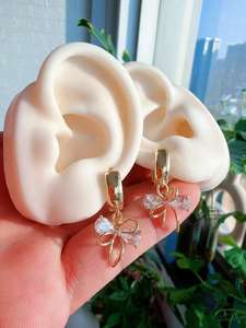 Boucles d'oreilles pendantes personnalisées en forme de crabe marin, plaquées or, en laiton, boucles d'oreilles créoles, jolies boucles d'oreilles en forme d'animaux marins pour femmes, vente en gros - Product Image 4