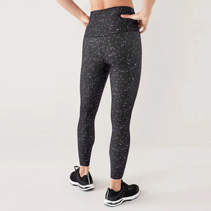 Leggings de yoga pour femmes, légers et de qualité supérieure, pour la salle de sport, l'entraînement physique, avec une taille haute et un design extensible - Product Image 2