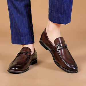 Vente en gros de chaussures de ville pour hommes en cuir véritable italien de luxe, mocassins à enfiler, chaussures Oxford formelles - Product Image 3