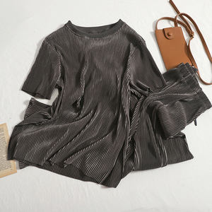 <span class=keywords><strong>2022</strong></span> été chaud confortable couleur unie à volants col rond hauts et ouvert taille haute pantalon 2 pièces femmes ensemble - Product Image 4