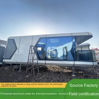 Hébergement de camping de type maison familiale, technologie futuriste, intelligence, capsule spatiale, populaire, check-in, B&B