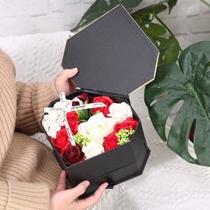 Cadeau pour la fête des mères, boîte à bijoux en forme de cœur à double tiroir avec fleurs de savon en diamant, cadeau d'anniversaire pour petite amie - Product Image 3