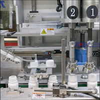 Machine de remplissage et de bouchage d'engrais en acier inoxydable de pointe
