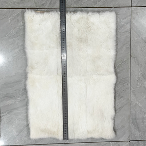 Coperta in <span class=keywords><strong>Pelliccia</strong></span> di Coniglio Naturale di Origine Etica, Personalizzabile, Morbida e Setosa per un Comfort Premium - Product Image 4