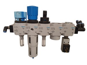 ตัวควบคุม PLC <span class=keywords><strong>E743</strong></span> 185785สินค้าใหม่ของแท้คลังสินค้าแบรนด์ PLC - Product Image 1