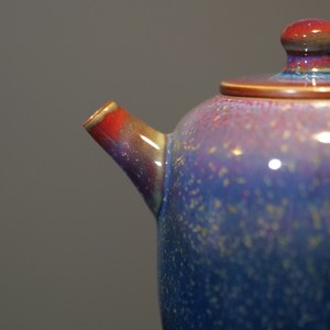 Théière artisanale en porcelaine Jun, coffret cadeau, glaçure bleu-or, poignée en porcelaine - Patrimoine culturel immatériel chinois, 200 ml - Product Image 4