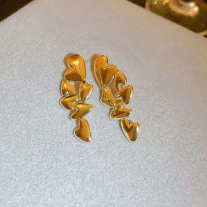 Orecchini a cuore irregolari da donna, stile accattivante e alla moda, gioielli per le orecchie. - Product Image 3