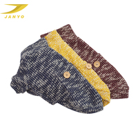 Pull tricoté chaud d'hiver personnalisé OEM ODM pour animaux de compagnie, col roulé, couleur mélangée, avec poche et boutons, pull tendance pour chien, tenue pour animaux de compagnie