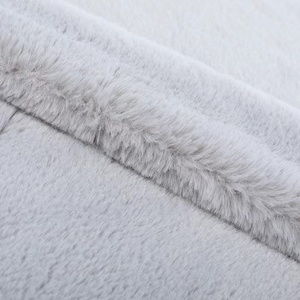 100% Polyester 20Mm Mềm Faux Thỏ Lông Vải Sang Trọng Mô Hình Dệt Kim Ủng Hộ Cho Đồ Chơi Và Hàng May Mặc - Product Image 3