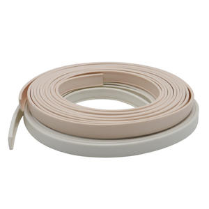 شريط حماية حواف مرن من المطاط، شريط حواف من البي في سي على شكل حرف U لتزيين حواف الأثاث والطاولات - Product Image 1