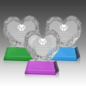 Trofeo a Forma di Cuore in Cristallo K9 Texturizzato, Premio per Donazioni Benefiche, Regalo Aziendale per Team - Product Image 5