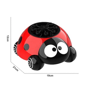 Juguete automático para tirar del bebé, máquina sopladora de burbujas de dibujos animados con mariquita de solución de burbujas, juguetes iluminados para niños con burbujas - Product Image 5