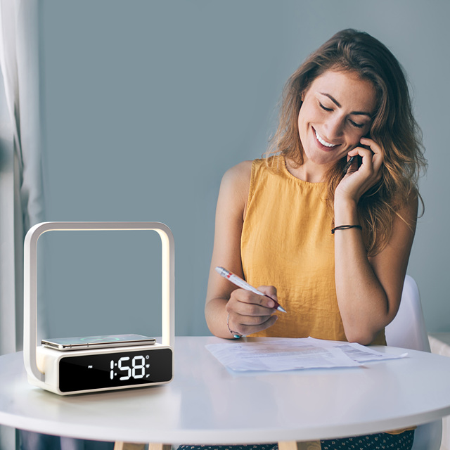 Smart LED Alarm Clock Time Temperature Display Wireless Charger Home Decor Gift Desk Table Clocks Integrated Lamp for Tablet Use