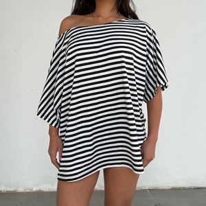 Camiseta Casual a Rayas de Un Solo Hombro y Manga Corta, Diseño Versátil con Botones y Lazos, Estilo Básico y Elegante - Product Image 5