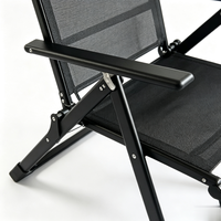 Chaise longue pliable moderne avec cadre en acier inoxydable, design nouveau, hauteur réglable, imperméable, avec coussin