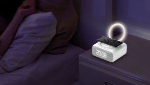 KINGSTAR-soporte portátil para teléfono móvil, Despertador con carga inalámbrica, luz LED, tela, altavoz BT - Product Image 4