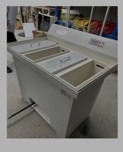 HUATEC HDL-450 Machine de développement automatique de films radiographiques avec température réglable et temps de développement de 1 à 6 minutes - Product Image 1