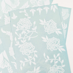 สติกเกอร์ลายดอกไม้สีขาวน้ำตาลสำหรับสักลายเฮนน่าชั่วคราว ลายดอกโบตั๋น สำหรับติดแขน มือ และลำตัว ลายชาติพันธุ์ กันน้ำ - Product Image 6