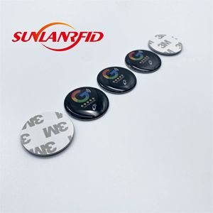 SUNLAN logotipo personalizado Mini etiqueta RFID activa 25mm impermeable epoxi NFC etiqueta para control de acceso para redes sociales teléfono 13,56 MHz <span class=keywords><strong>Google</strong></span> - Product Image 5