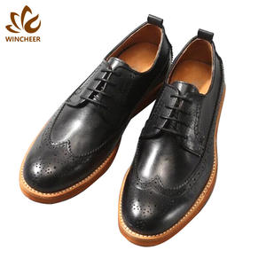 Chaussures en cuir noir classiques pour hommes, de haute qualité, originales, en cuir véritable, vente en gros, dernières nouveautés - Product Image 5