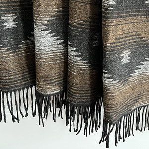 Tissu Vintage Tribal Imprimé Aztèque - Polyester, Style Boho Sud-ouest, USA