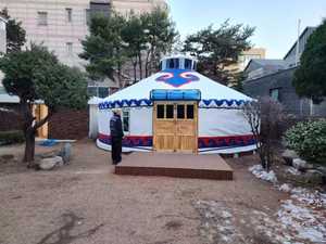 2025 nouveauté cadre en bois en acier tente de <span class=keywords><strong>yourte</strong></span> ronde Camping en plein air <span class=keywords><strong>à</strong></span> <span class=keywords><strong>vendre</strong></span> - Product Image 6