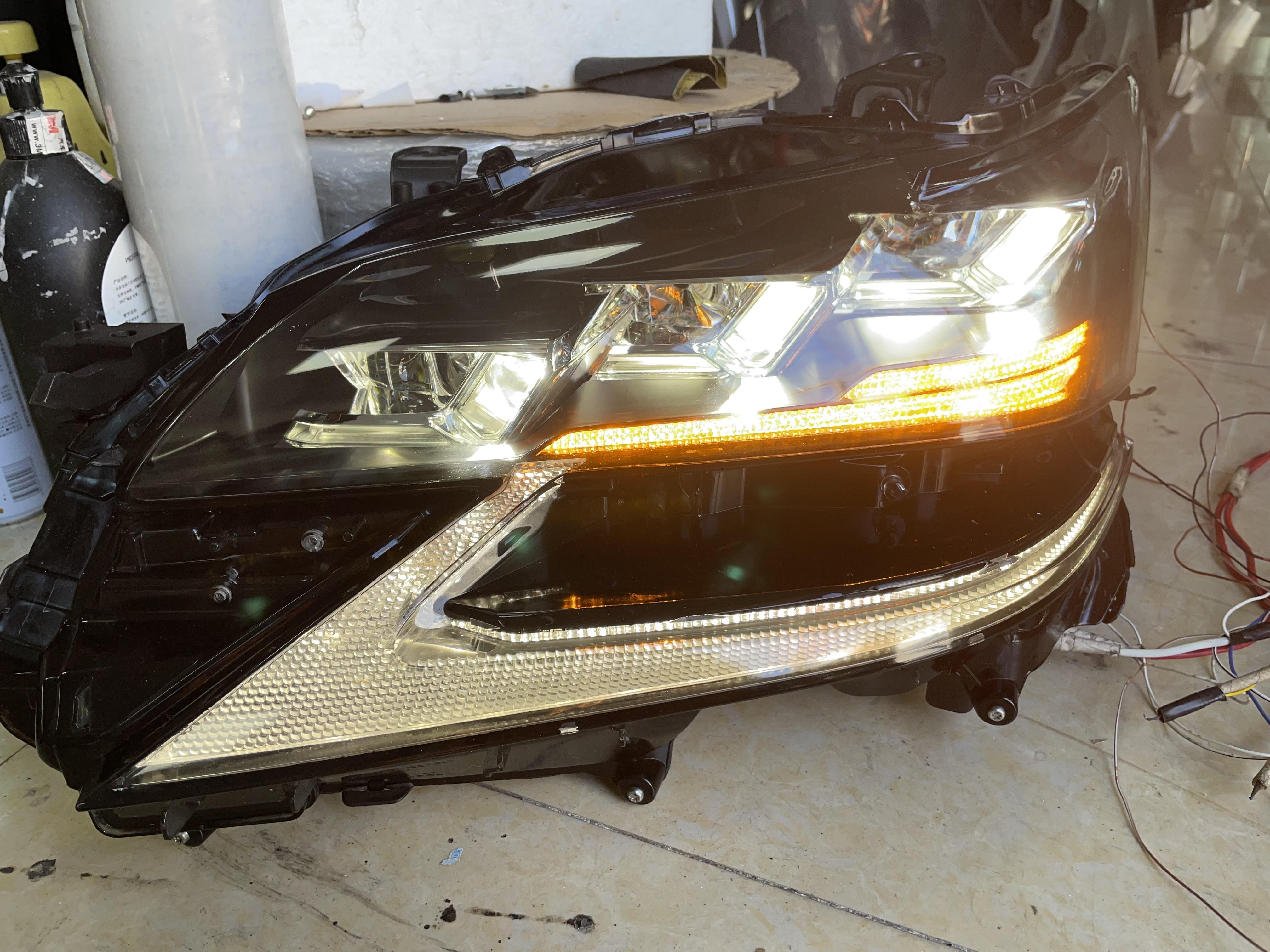 Faros delanteros principales