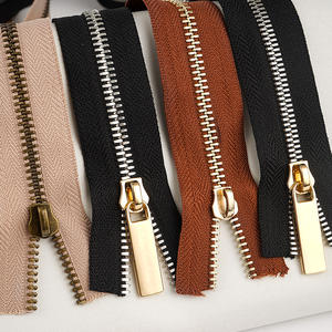 Fermeture à glissière en métal pour vêtements, accessoires haut de gamme, vente en gros, belles dents, idéal pour le vêtement - Product Image 4