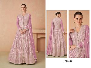 Nouvelle collection de robes de créateurs Rimsha Salwar Kameez Anarkali pour occasions spéciales disponibles à un prix abordable - Product Image 2