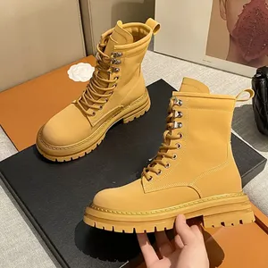 Bota de tornozelo feminina casual, moderna, britânica, para caminhadas