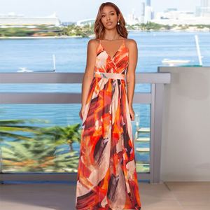 Nuevo Vestido Largo Halter con Cuello en V, Estampado Floral, Estilo Bohemio para Mujer - Product Image 4