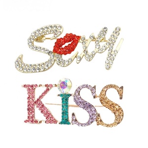 Broche de Diamante Personalizado com Letras em Inglês, Broches de Palavras em Rhinestone, Broches de Rainha - Product Image 3
