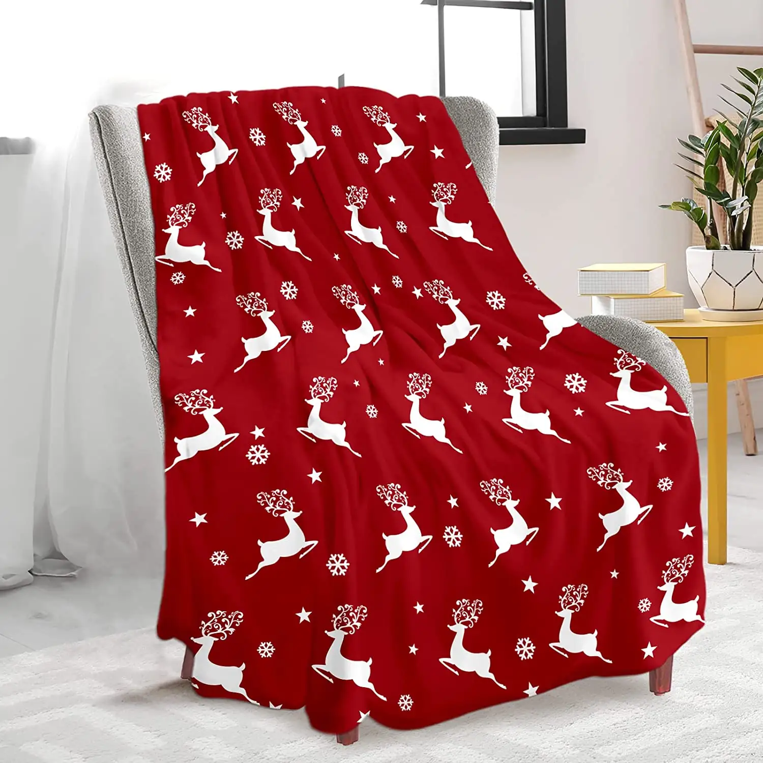 Designer throw Wholesale Christmas deer Flannel blanket Sustainable Plaid Sofa Flannel christmas fleece blanket