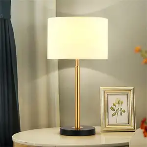 Luce da tavolo caldo soggiorno sala studio E27 lampada da tavolo camera da letto generoso comodino tessuto moderno ferro bianco 220V 90 20 E27 senza lampadina