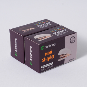 <span class=keywords><strong>Kit</strong></span> profesional <span class=keywords><strong>de</strong></span> mini grapadora en caja <span class=keywords><strong>de</strong></span> presentación: compacto y elegante para Business Essentials - Product Image 4