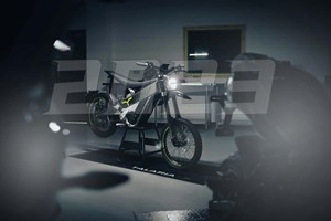 Motocicleta Todoterreno Eléctrica Talaria X3 Pro 60V 40Ah con Velocidad Superior a 80 km/h - Product Image 2