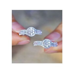 Bague Xinfly de luxe en or 18 carats, forme ronde, style cercle, couleur blanche, avec diamant de 0,65 ct - Product Image 1