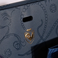 Sac en papier personnalisé de luxe pour l'emballage de vêtements sac à provisions de fantaisie avec propres logos pour lunettes montres comprend des accessoires de ruban
