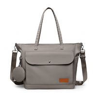 Muti Pouches Sac à couches de luxe portable et étanche à la poussière et à la mode