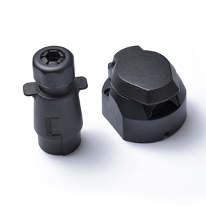 Automotive 7 Pin Plastic Power Connector Adapter Black <b>12V</b> Trailer <b>Plug</b> - Product Image 1