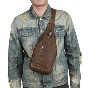 Sac de poitrine vintage en cuir Crazy Horse pour homme, marron foncé, multi-zips, durable, usage quotidien - Product Image 1