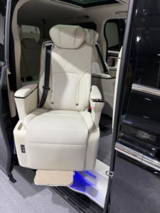 Asiento de Transferencia Deportivo de la Marca Tengyun, Apto para Cuidadores, Piezas de Asiento de Cuero S5B, Ajuste Universal para Land Cruiser - Product Image 1