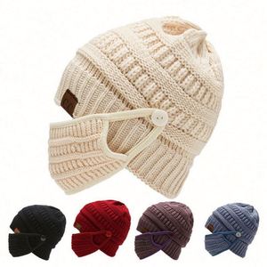 Bonnet et masque tricotés personnalisés avec logo, en acrylique épais, broderie design, pour l'hiver froid - Product Image 1