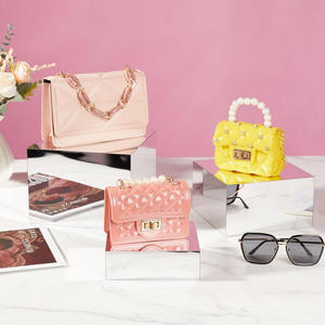 Set di 3 alzate per Buffet in acrilico <span class=keywords><strong>argento</strong></span> a 5 lati <span class=keywords><strong>argento</strong></span> <span class=keywords><strong>specchiato</strong></span> acrilico cibo cubetti torta Cupcake cibo acrilico espositore in acrilico - Product Image 5