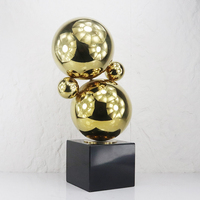 Sculpture de boules en marbre doré et noir poli miroir Tuohuangniu, sphères empilées abstraites, ornement de bureau moderne de luxe