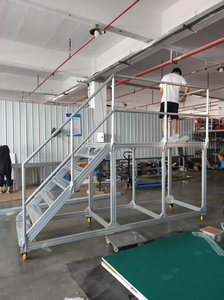 Plateforme de maintenance aéronautique industrielle personnalisée en profilés d'aluminium avec main courante de sécurité unilatérale, plateforme de travail aérien mobile - Product Image 3