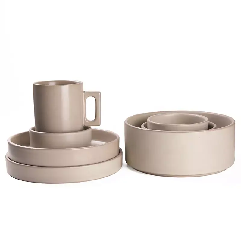 hot selling Korea and Japanese style ceramic tableware Champagne color different size plate bowl mug dinnerware
