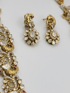 Ensemble de collier long de luxe vintage victorien avec diamants Polki et motif paon |   Ensemble de bijoux de mariée en or jaune 18 carats - Product Image 3