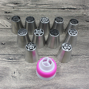 Herramientas de Decoración de Pasteles para Cocina H207 al por Mayor, Incluye Convertidor de Tamaño Grande, Acero Inoxidable 304, Herramienta Rusa de Una Pieza para Hacer Flores - Product Image 4